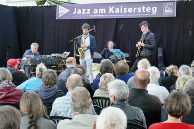 Jazz am Kaisersteg - draußen & gratis at Open Air Bühne Im Garten