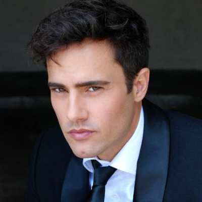 Burnham Sings Bublé at Carpenter Performing Arts Center