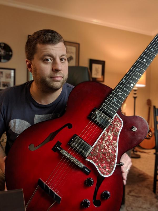 Larry Tamanini at M.O.M.'s Maxwell's on Main