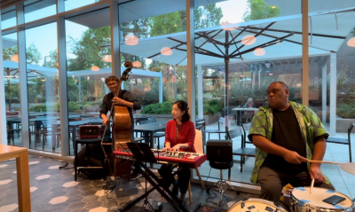 Kapcake at Wine Gallery 890