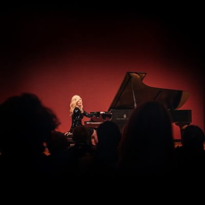Lisa Hilton Performs Music from the album OASIS at Zipper Hall at Colburn School