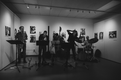 Laura Ann Singh And The Fracas Quintet at Visible Records