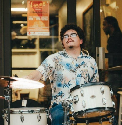 Emerging Artists Series & Open Jam Session: Justin Vedovelli Trio  at Tavern On George