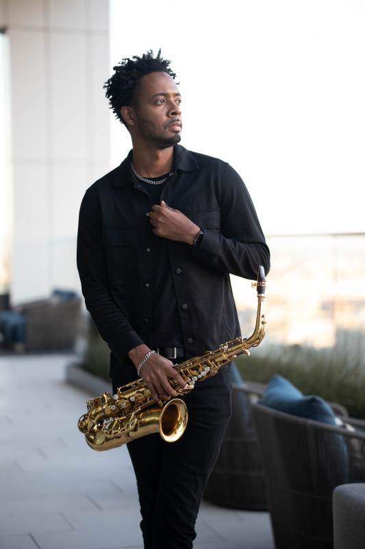 B. Thompson Live Experience Christmas Concert At The Miracle Theater at The Miracle Theater - event poster B. Thompson Live Experience Christmas Concert At The Miracle Theater at The Miracle Theater