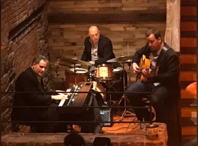 Sola-mar-tini Trio at Green Gate Inn