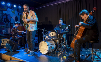 Earscratcher  at BOP STOP