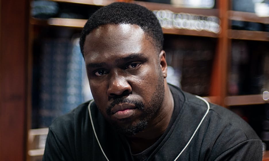 Derrick Hodge: In the Moment Derrick Hodge: In the Moment