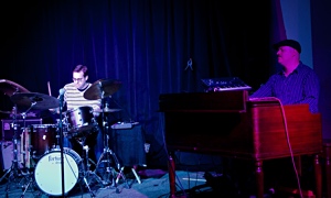 Jazz article: Kurrent Duo at The Bop Stop