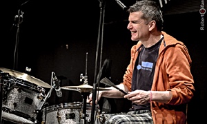 Jazz article: Paul Clarvis Trio At Magy's Farm