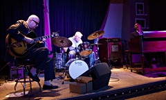 Jazz article: Bob Niederriter Trio At The Bop Stop