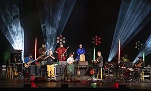 Interview with Bela Fleck & the Flecktones at the Salt Shed in Chicago