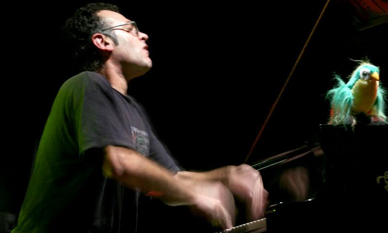 Fabrizio Puglisi: fra Africa, jazz e suoni analogici