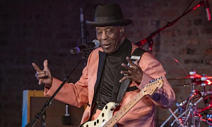 Interview with Buddy Guy at Buddy Guy's Legends in Chicago