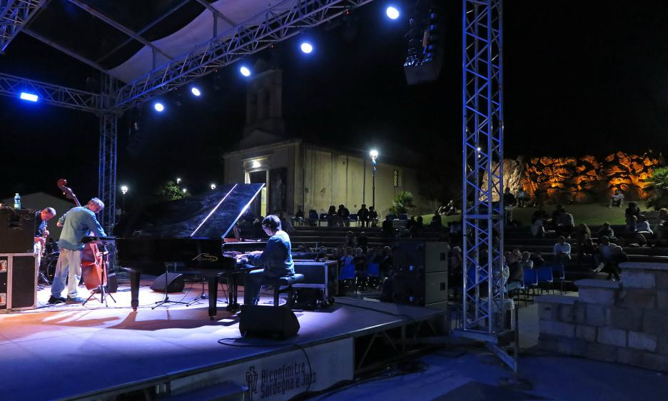 Ai Confini tra Sardegna e Jazz - XXXVIII Edizione Ai Confini tra Sardegna e Jazz - XXXVIII Edizione