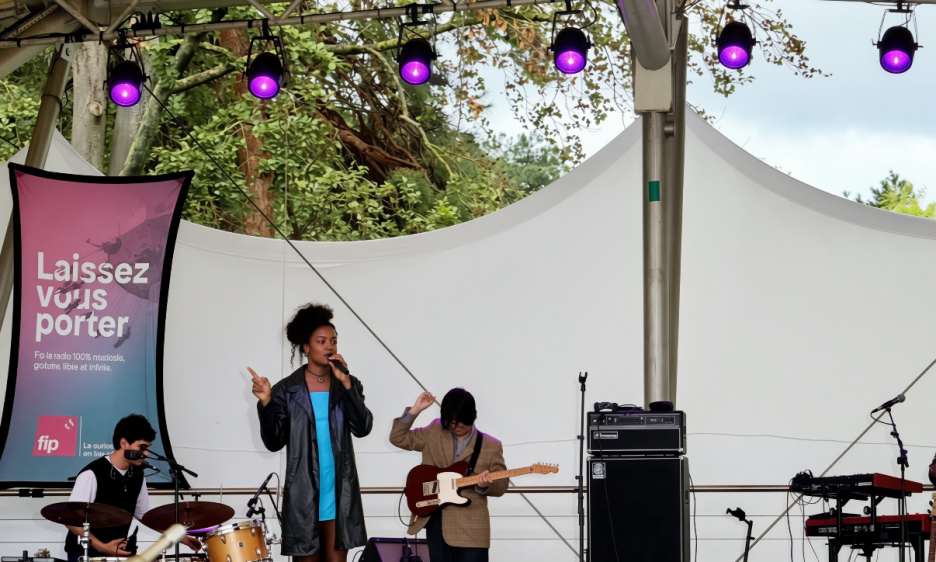 C&eacute;lia Kameni at Parc Floral de Paris: A Siren, a Calming Voice, and a Journey Through Sound