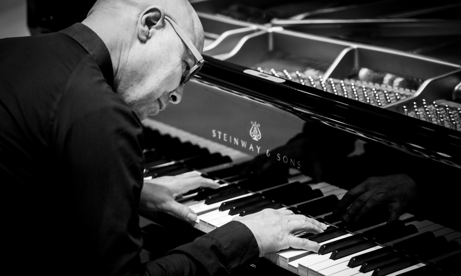 Now Available: 'Invisible Piano' Featuring Grammy Winning Artists John Beasley And SWR Big Band (O-Tone Music)