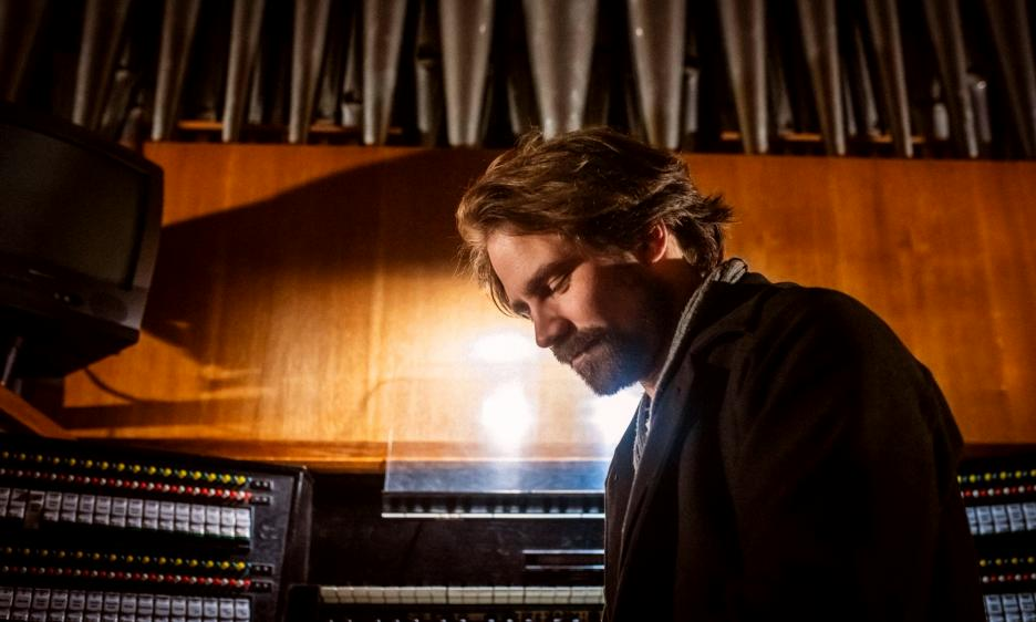 Kit Downes: dalla Cattedrale al Jazz contemporaneo