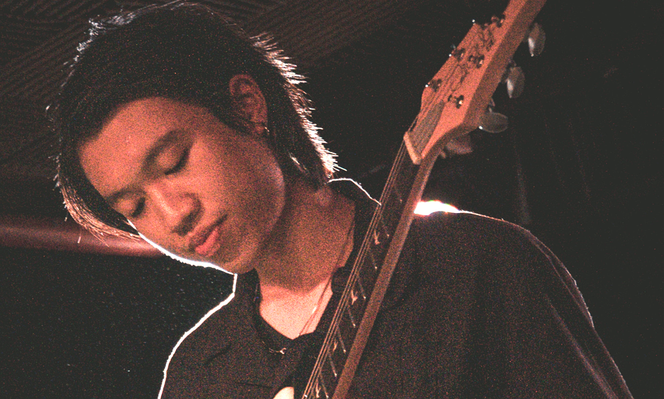 Dewey Huang: Where Mandarin Songwriting Meets Bossa Nova
