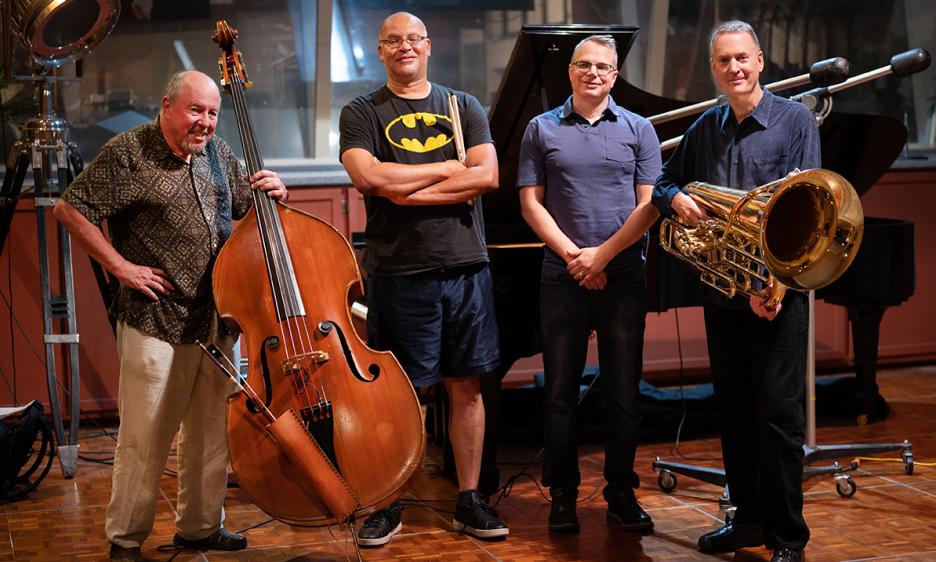 Bass Meets Tuba - Tubaist Ralph Hepola Records With Legendary Bassist Bob Bowman