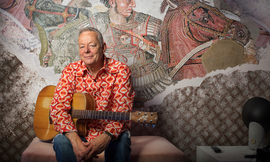 Tommy Emmanuel: Finding Common Ground On Guitar