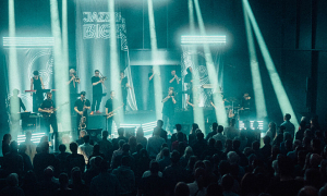 Jazz article: Jazzrausch Bigband: Sinfonie in Cis-Moll: III. Scherzo. Kräftig, Nicht Zu Schnell