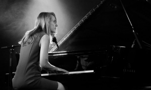 Jazz article: Sarah McKenzie al Crossroads & Ravenna Jazz Reloaded 2020