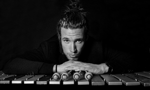 Jazz article: Simon Moullier at Takoma Station Tavern