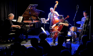 Jazz article: Erik Friedlander The Throw al Carambolage di Bolzano