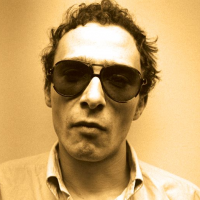 Graham Parker photo
