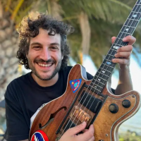 Sam Grisman photo