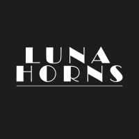 Luna Horns photo