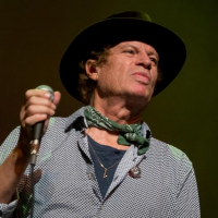 Jimmy Hall photo