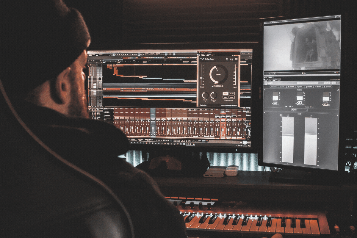 music-mastering-engineer-career-salary-outlook-yellowbrick