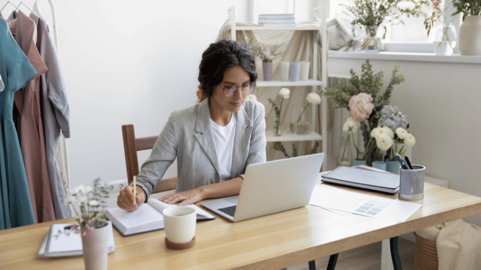 10 Effective Strategies for Growing Your Online Business - Yellowbrick