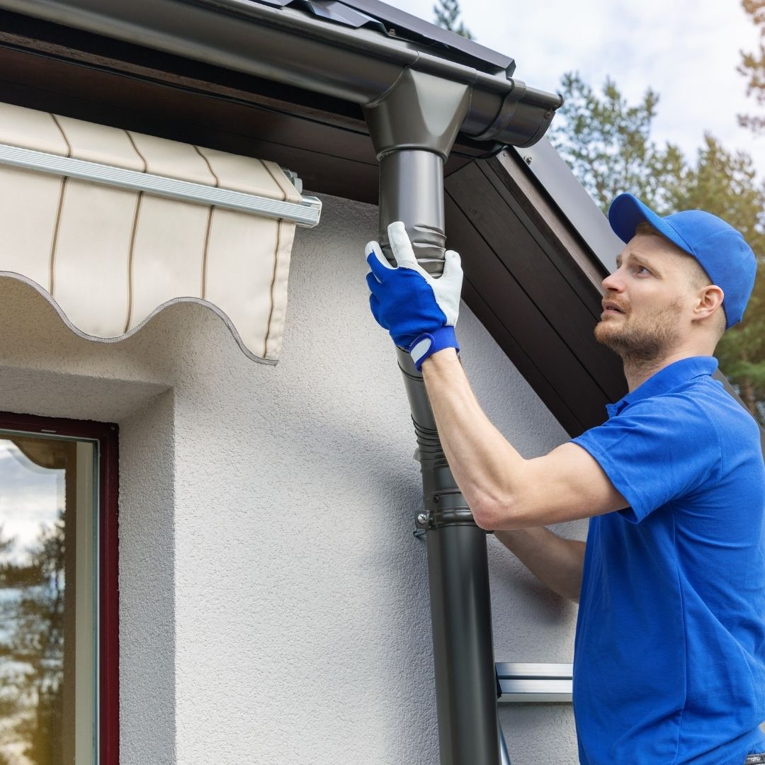 How do they handle large roofing projects?