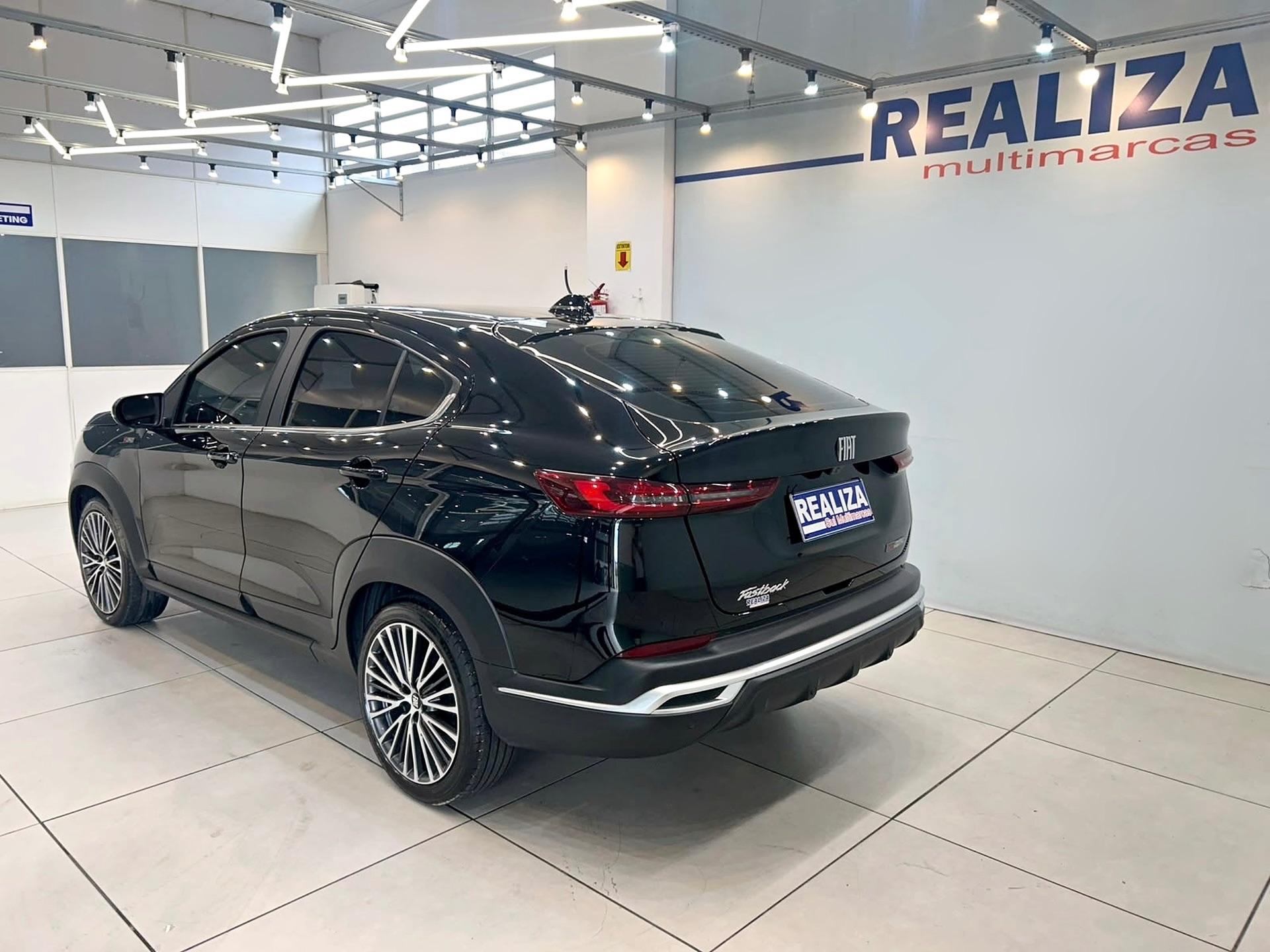 Foto numero 2 do veiculo Fiat Fastback LIMITED ED. 270 T.FLEX AUT. - Preta - 2024/2024