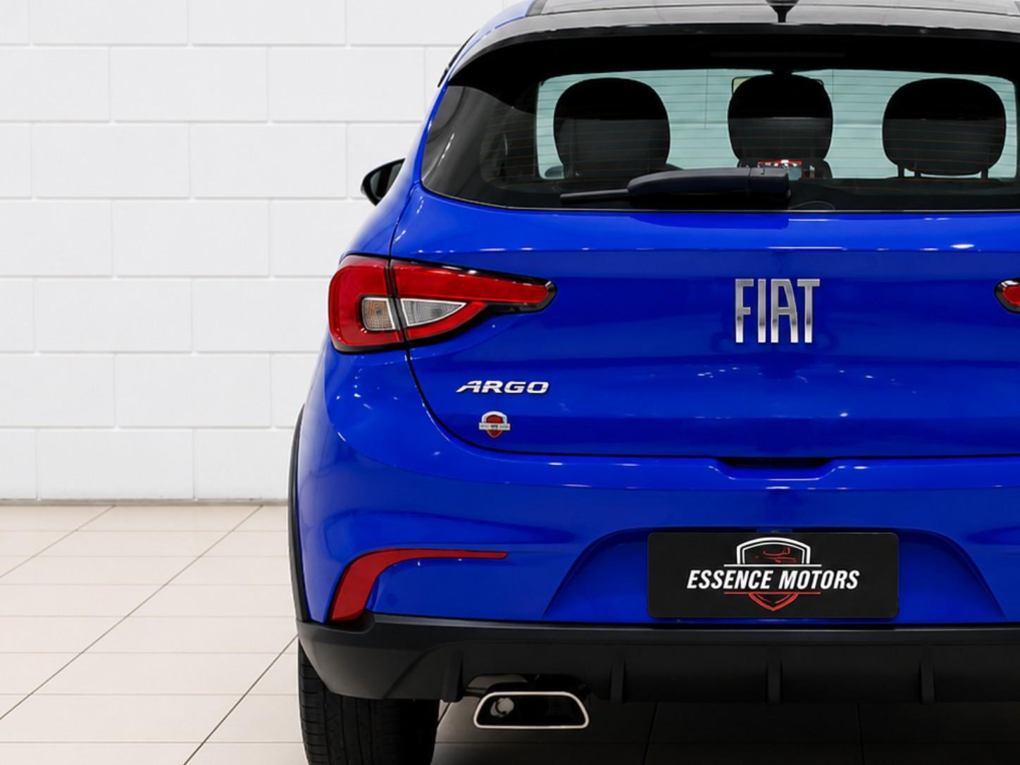 Foto numero 3 do veiculo Fiat Argo HGT 1.8 Flex Automático - Azul - 2017/2018