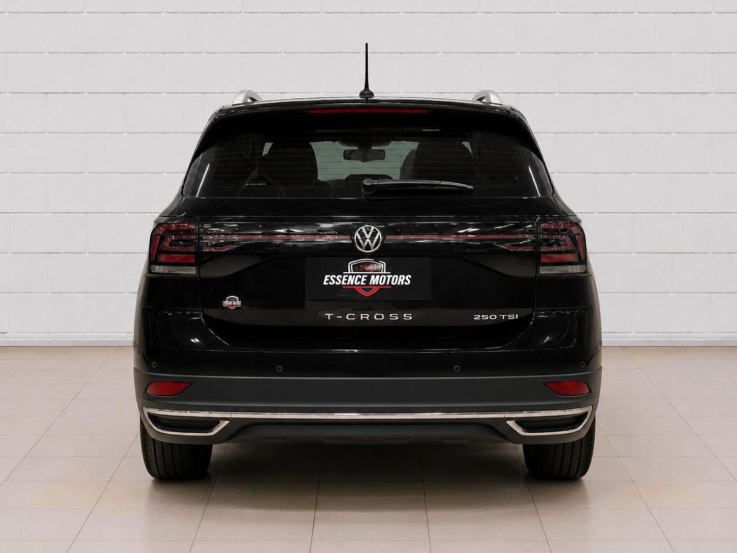 Foto numero 4 do veiculo Volkswagen T-Cross Highline 250 TSI 1.4 Flex Automático - Preta - 2022/2023