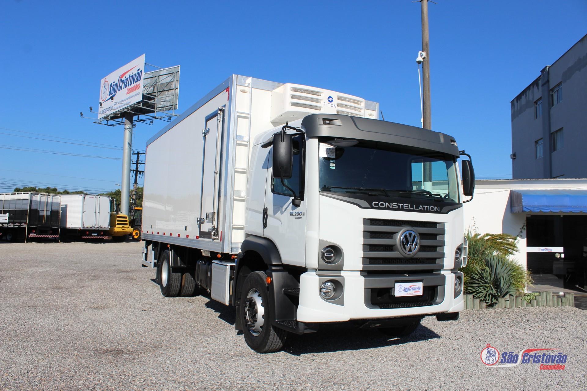Foto numero 1 do veiculo Volkswagen 18.260  - Branca - 2025/2026