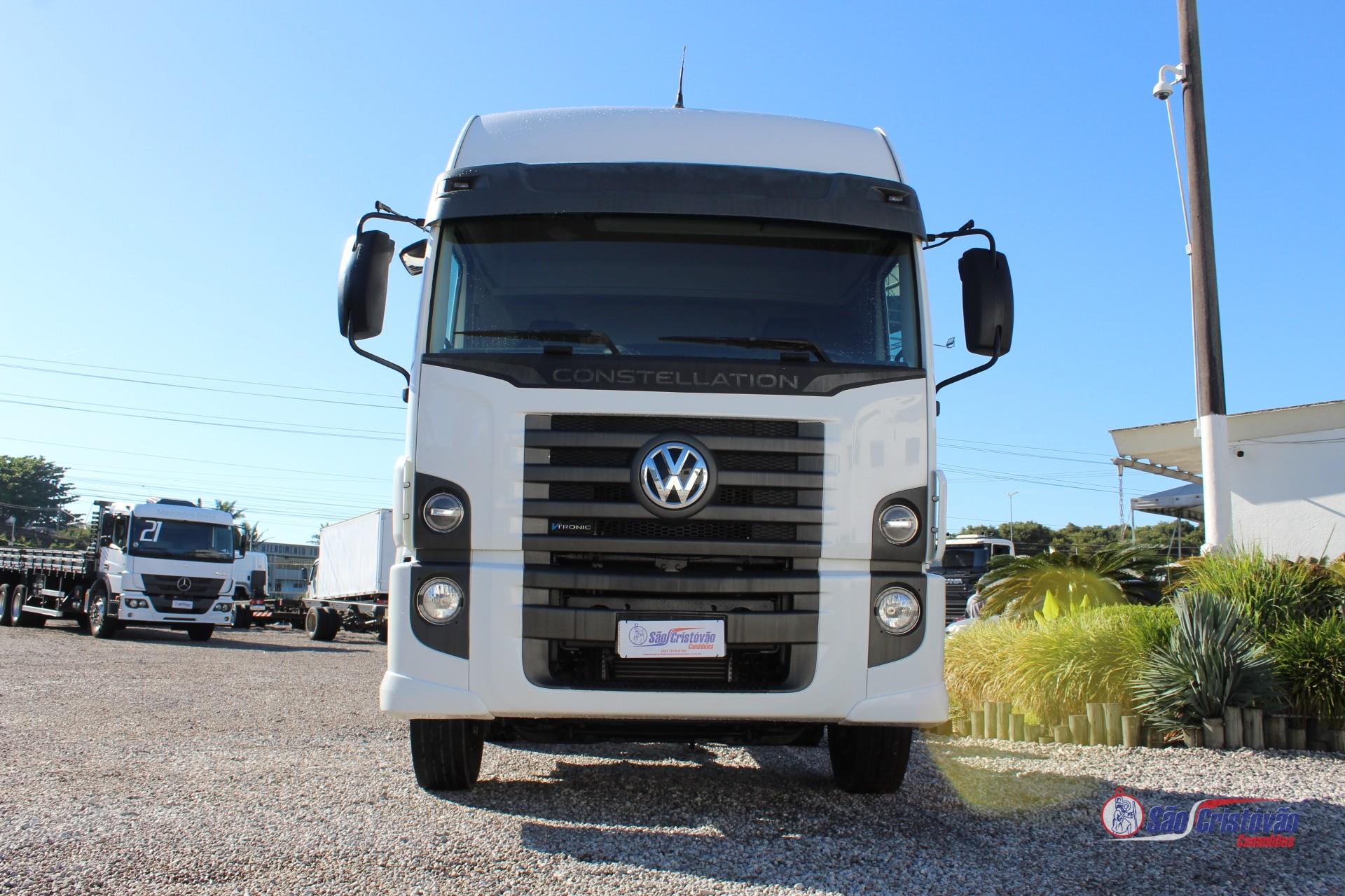 Foto numero 3 do veiculo Volkswagen 30.320 Constellation - Branca - 2023/2024