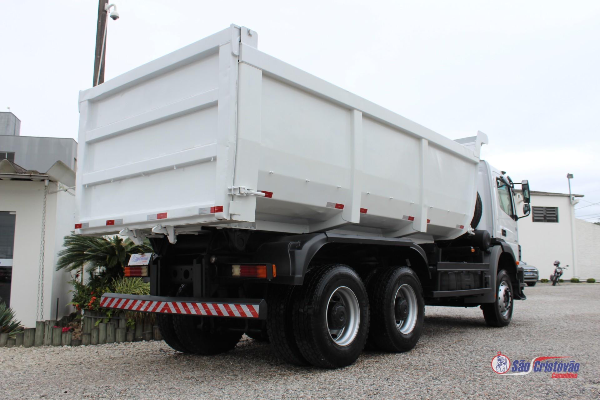 Foto numero 9 do veiculo Mercedes-Benz 3131 AXOR  - Branca - 2017/2018