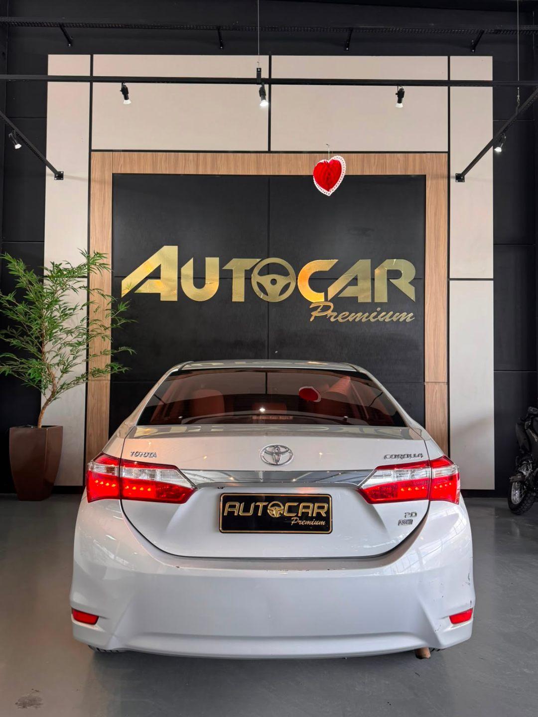 Foto numero 2 do veiculo Toyota Corolla XEI20FLEX - Prata - 2015/2016