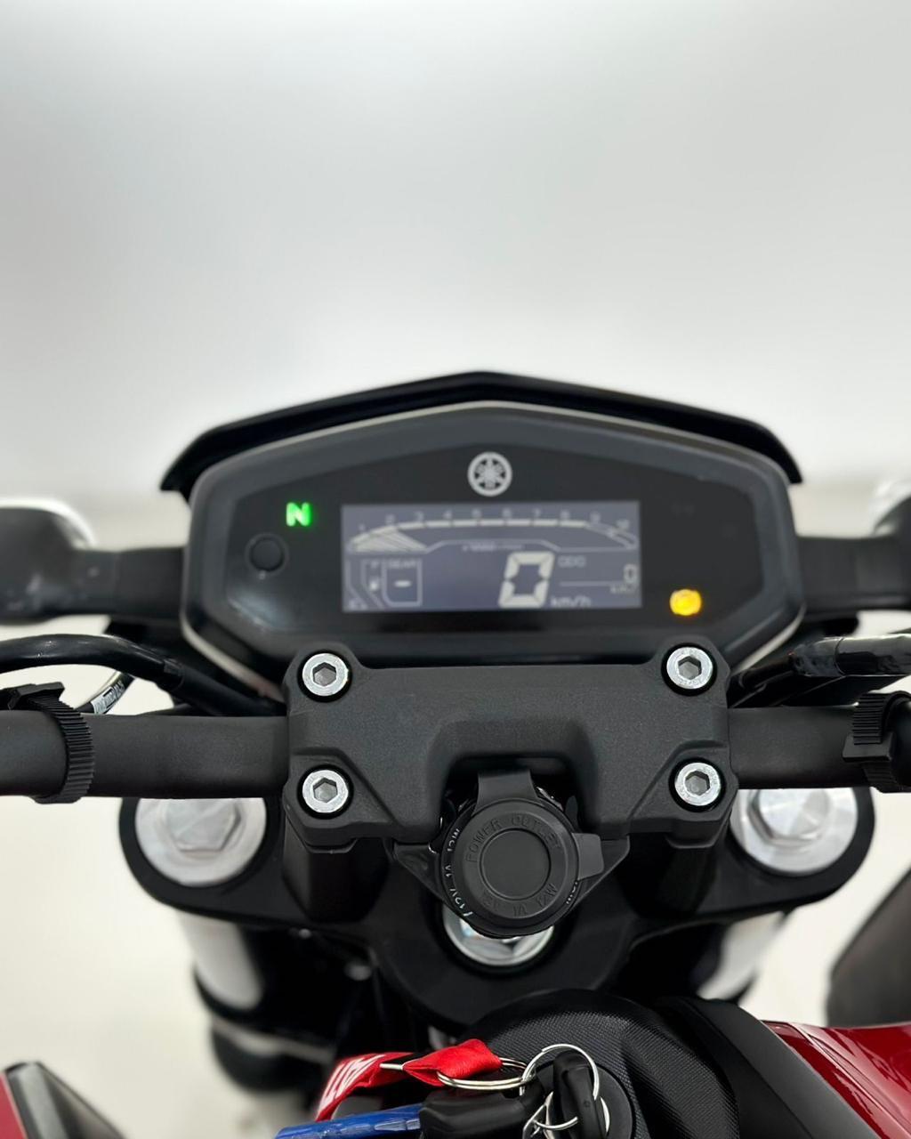 Foto numero 8 do veiculo Yamaha Fz FZ15 150 FAZER CONNECTED FLEX - Vermelha - 2026/2026
