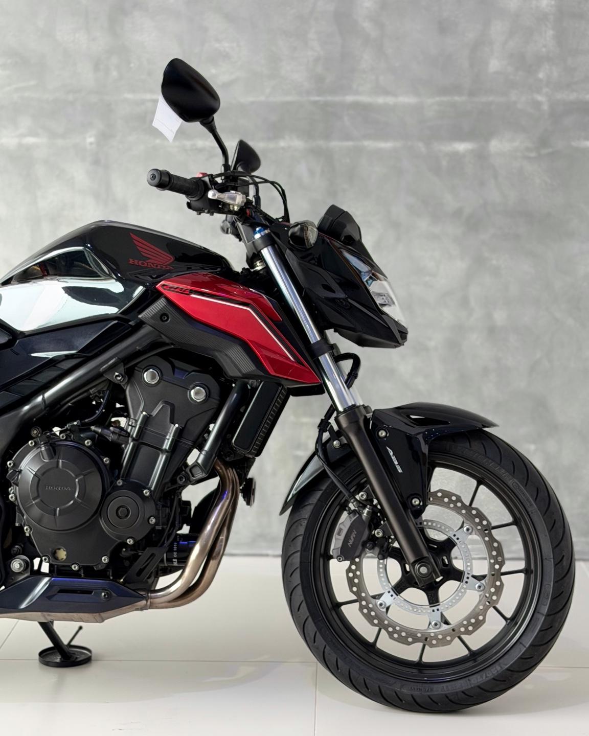 Foto numero 4 do veiculo Honda CB 550 Four CB 500F  - Preta - 2019/2019