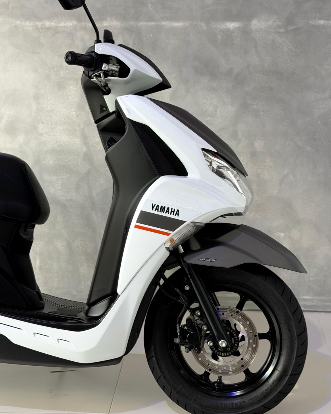 Foto numero 8 do veiculo Yamaha Fluo 125 ABS - Branca - 2022/2023