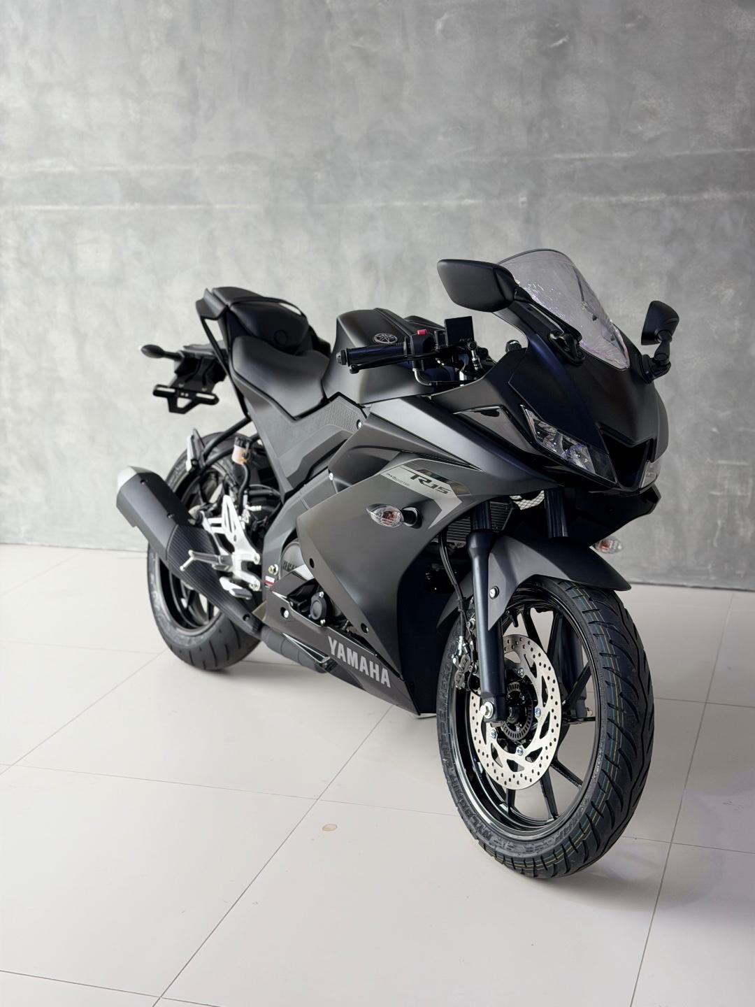 Foto numero 2 do veiculo Yamaha YZF R-15 155 ABS - Preta - 2026/2026