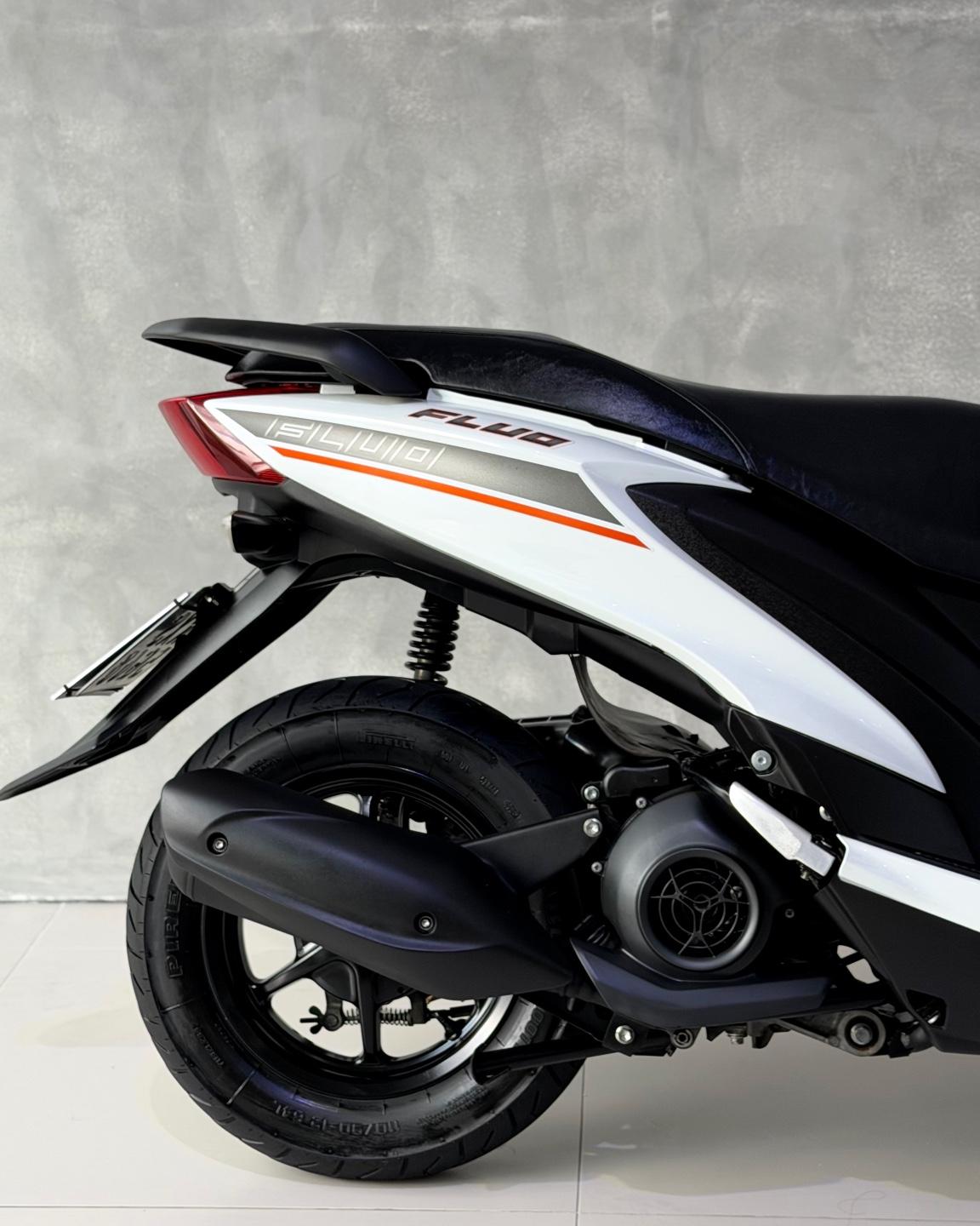Foto numero 6 do veiculo Yamaha Fluo 125 ABS - Branca - 2022/2023