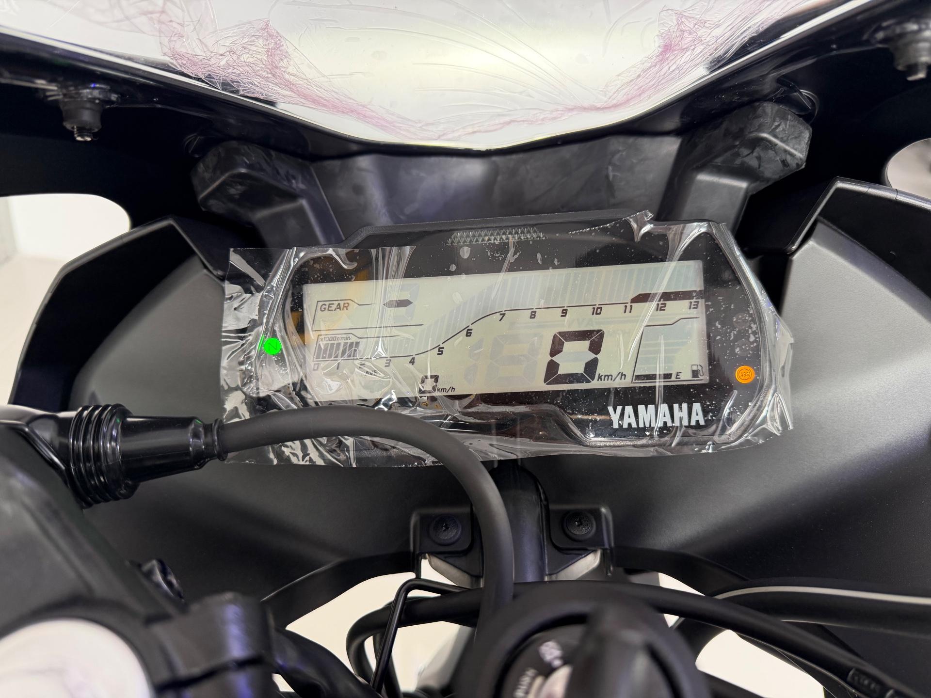 Foto numero 9 do veiculo Yamaha YZF R-15 155 ABS - Preta - 2026/2026