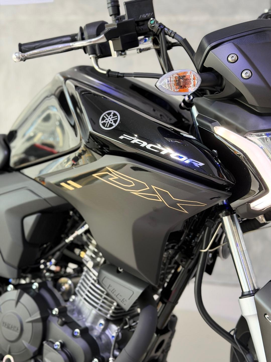 Foto numero 3 do veiculo Yamaha YBR 150 FACTOR DX FLEX - Preta - 2026/2026