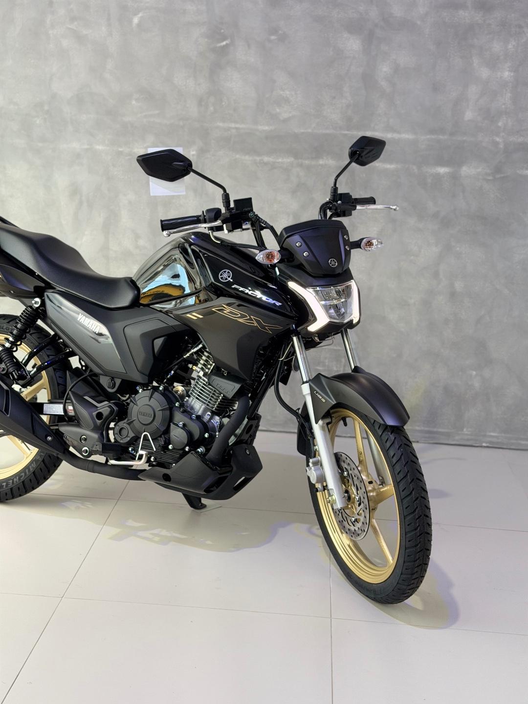 Foto numero 2 do veiculo Yamaha YBR 150 FACTOR DX FLEX - Preta - 2026/2026